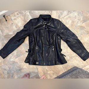 Harley Davidson Womens leather riding jacket. Sz M